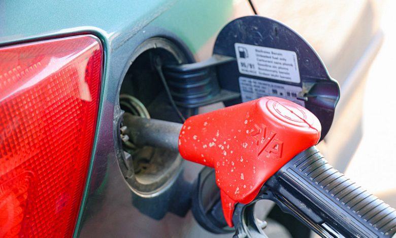 заливать бензин АИ-92