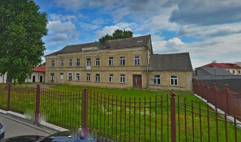 на продажу выставили 100-летний детский сад