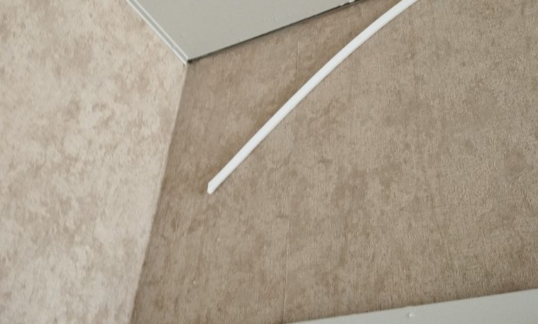 В Гродно из-за «внезапного» включения отопления затопило целый подъезд