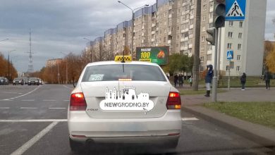 В Гродно пассажиры обратили внимание на знаки «70» на машинах такси