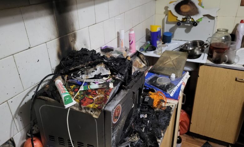 Небольшая свечка чуть не сожгла квартиру в Лиде