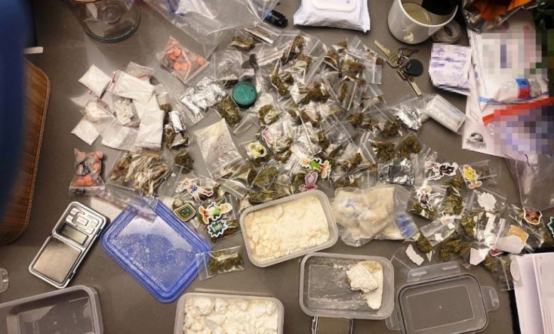 В Варшаве четверо белорусов устроили вечеринку в полной наркотиков квартире