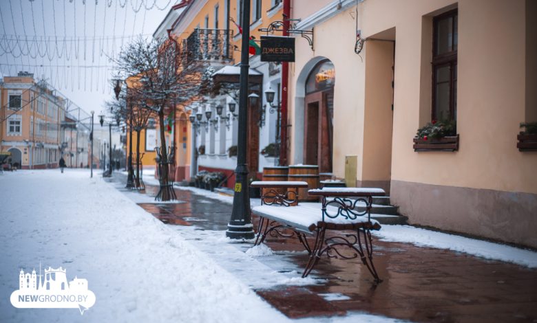 Гродно в воскресенье засыпало снегом