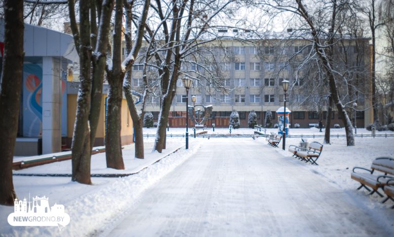 Гродно в воскресенье засыпало снегом