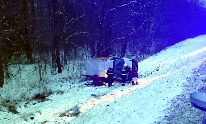 Под Волковыском бус вылетел в кювет: водитель погиб