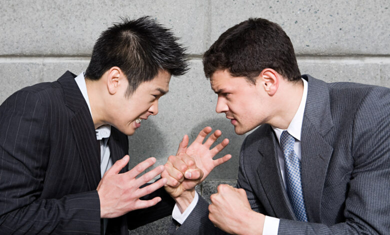 В Слониме мужчина на свадьбе разбил о головы гостей кувшин и бутылку