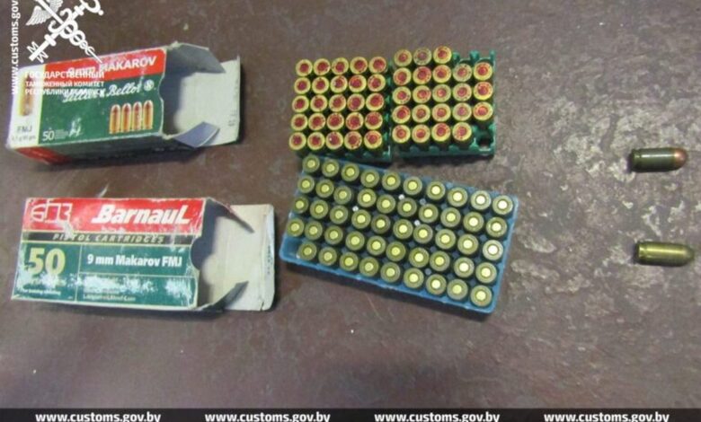 Иностранец пытался ввезти в Беларусь боевые патроны