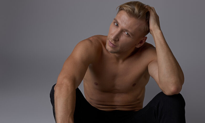 В Слониме мужчина занимался проституцией