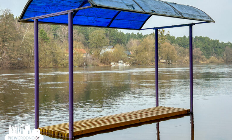 Уровень воды в Немане и не думает снижаться