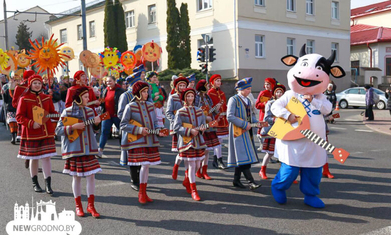 В Гродно в субботу встречали весну и отмечали Масленицу