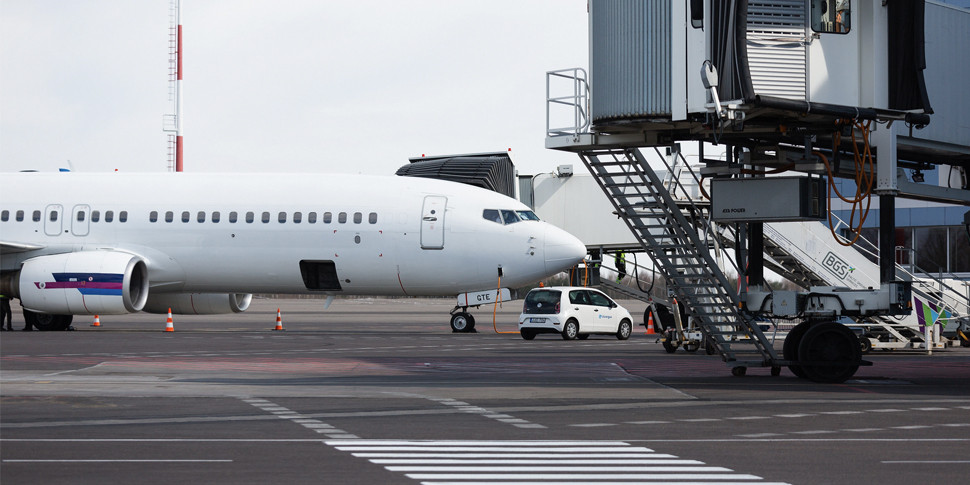 прямые рейсы из минска. билет на самолет минск тбилиси. прямые перелеты из тбилиси. билеты belavia. прямые рейсы из минска.