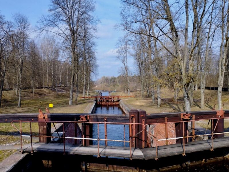 Августовский канал открывает