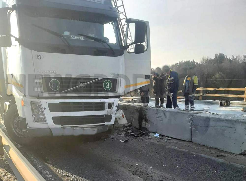 Небольшая авария на мосту через Неман