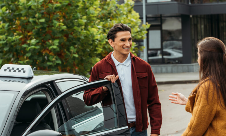 В Слоним таксист судился с пассажирами из-за выпачканного сиденья