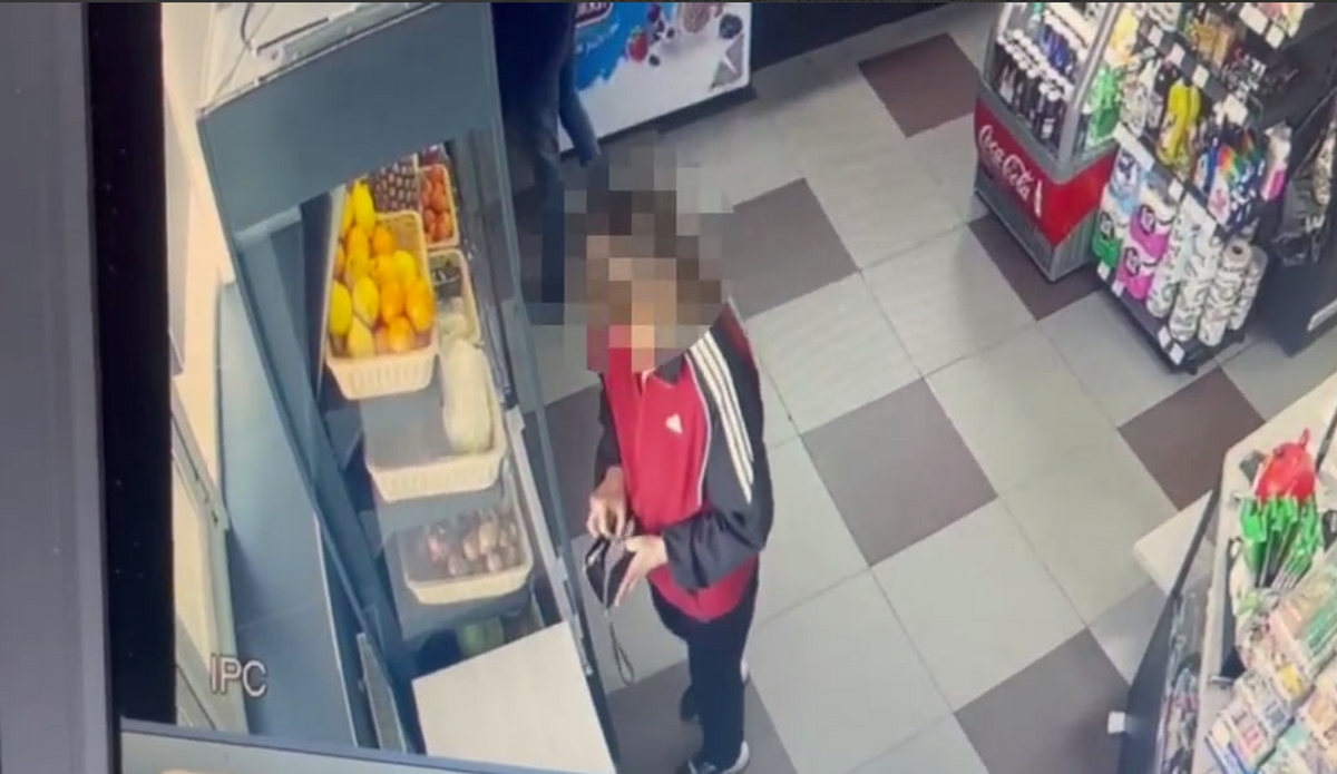 В Гродно одна женщина забыла в магазине кошелек, а другая забрала оттуда деньги