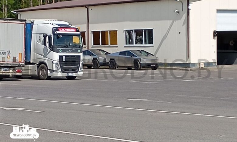 На белорусско-литовской границе заметили очередные Tesla Cybertruck