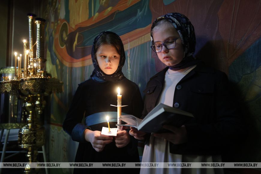 В Гродно православные верующие празднуют Великий четверг