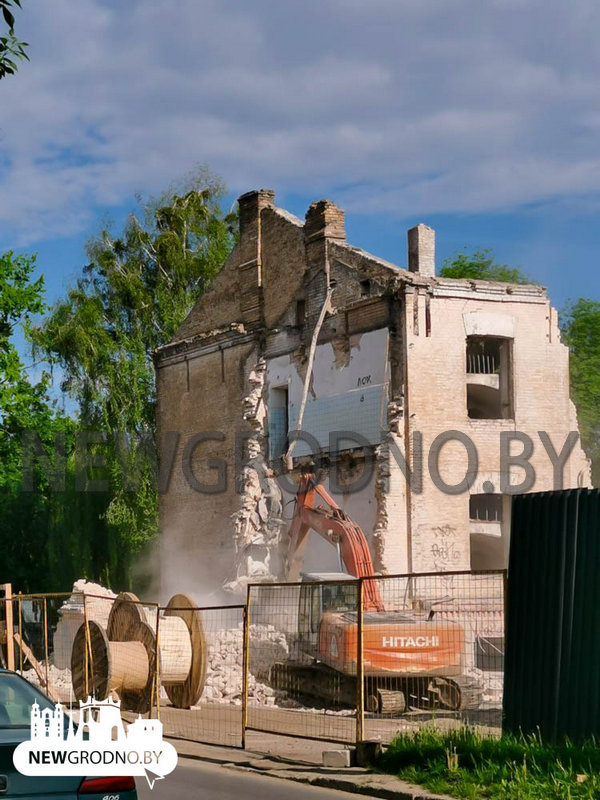 Как выглядит старинная казарма в Гродно