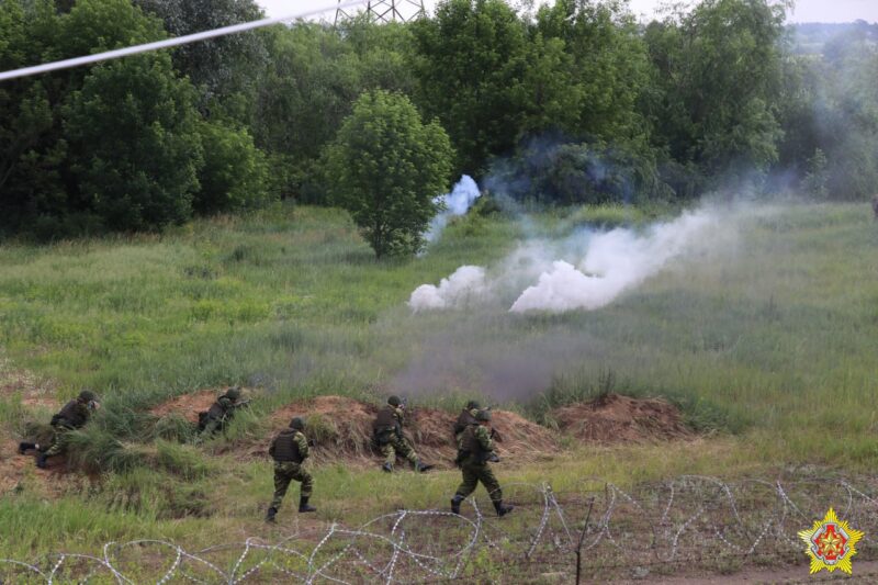 Военные в ходе проверки