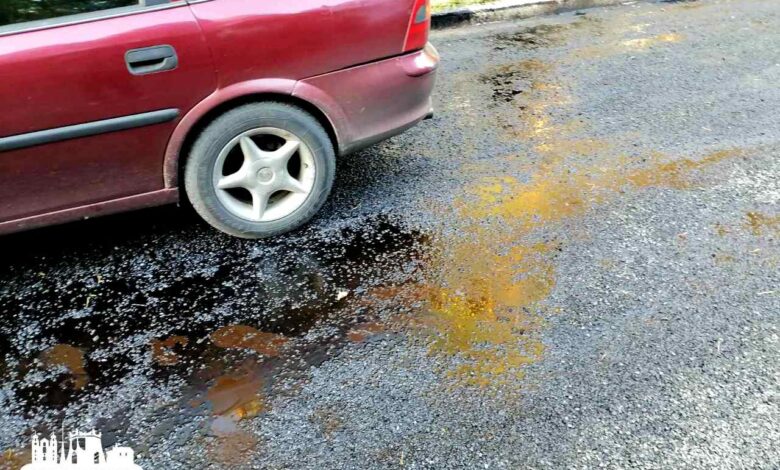 После ремонта дороги машину забрызгало