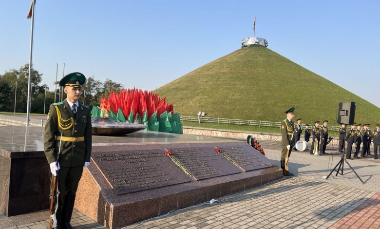Торжественный митинг в честь Дня народного единства прошел в Гродно