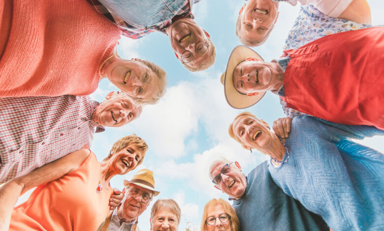 Пожилые люди: кто ещё работает