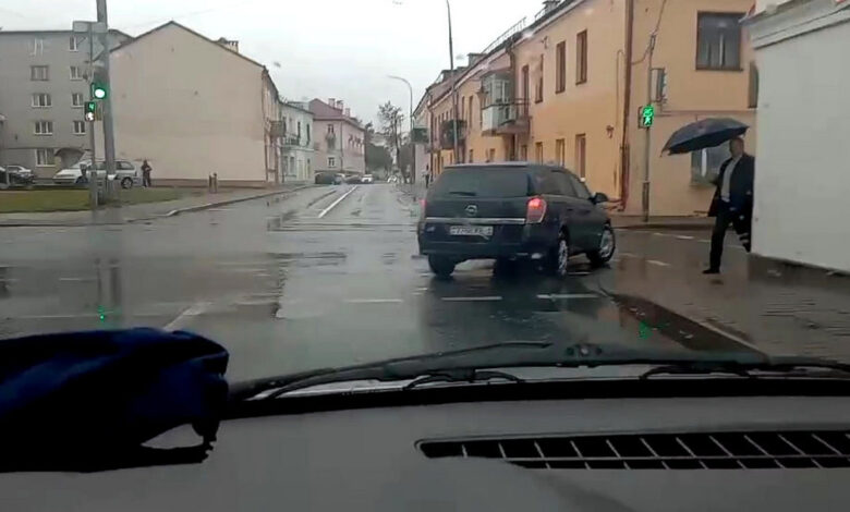 В центре Гродно водитель поехал «против шерсти»
