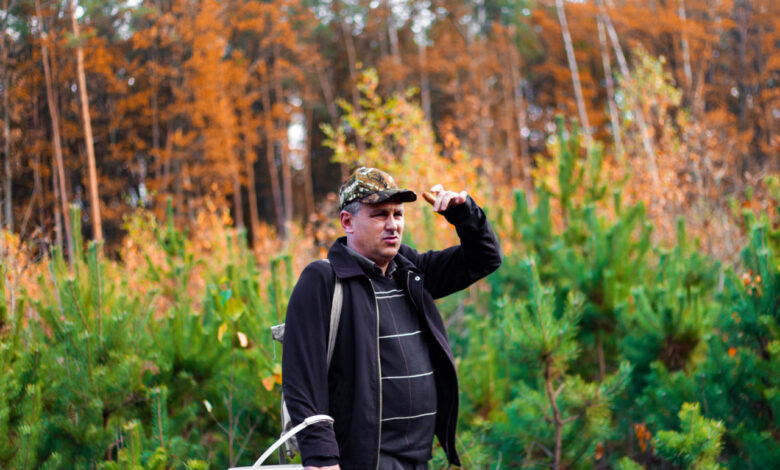 Отец и сын потерялись в лесу под Слонимом. На помощь пришли спасатели