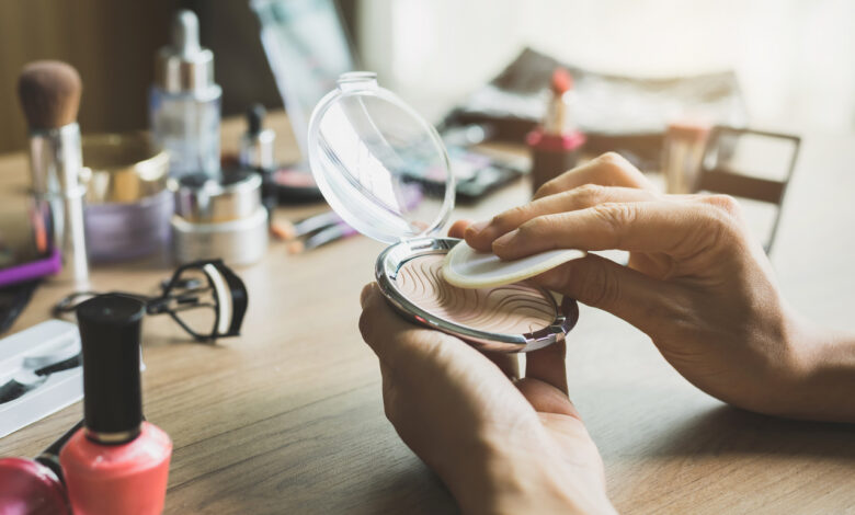 Власти призвали бренды и торговые сети активнее рекламировать белорусскую косметику