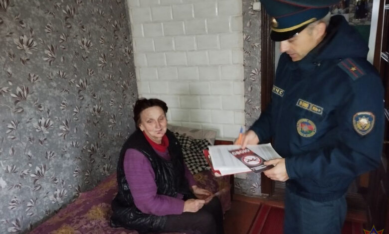 Зачем в выходные спасатели ходили в гости к гродненцам?