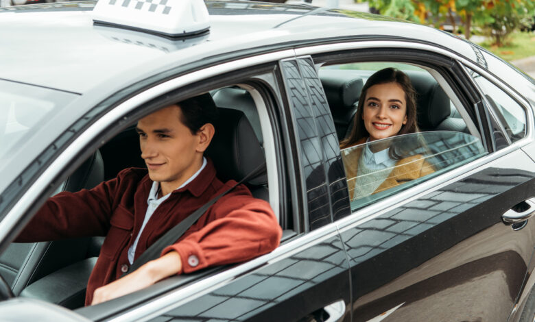 Может ли таксист отказать