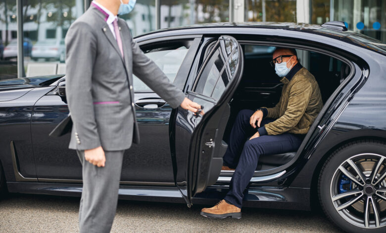 Пьяный пассажир напал на водителя такси в Гродно