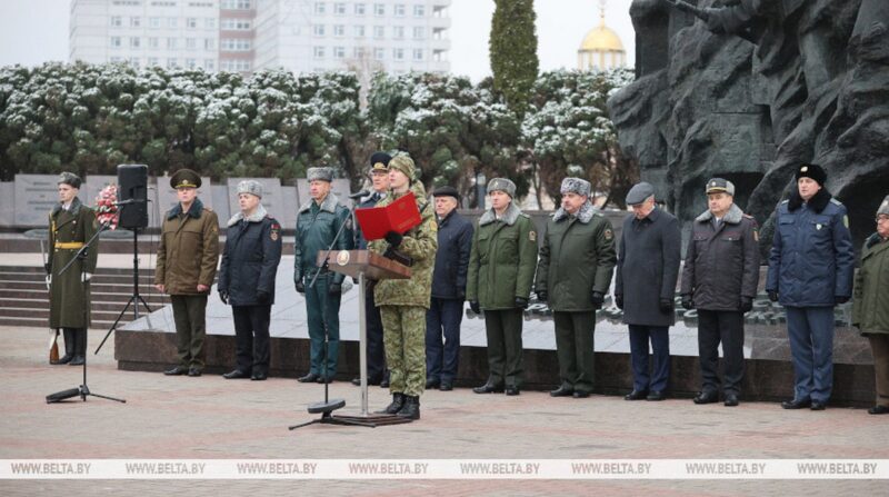 Более 200 новобранцев