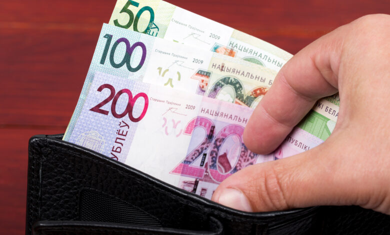 «Народный банкир» заработал 100 тысяч