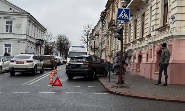 В центре Гродно на пешеходном переходе сбили женщину