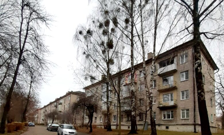 На одной из старых улиц в Гродно начался масштабный капремонт жилья