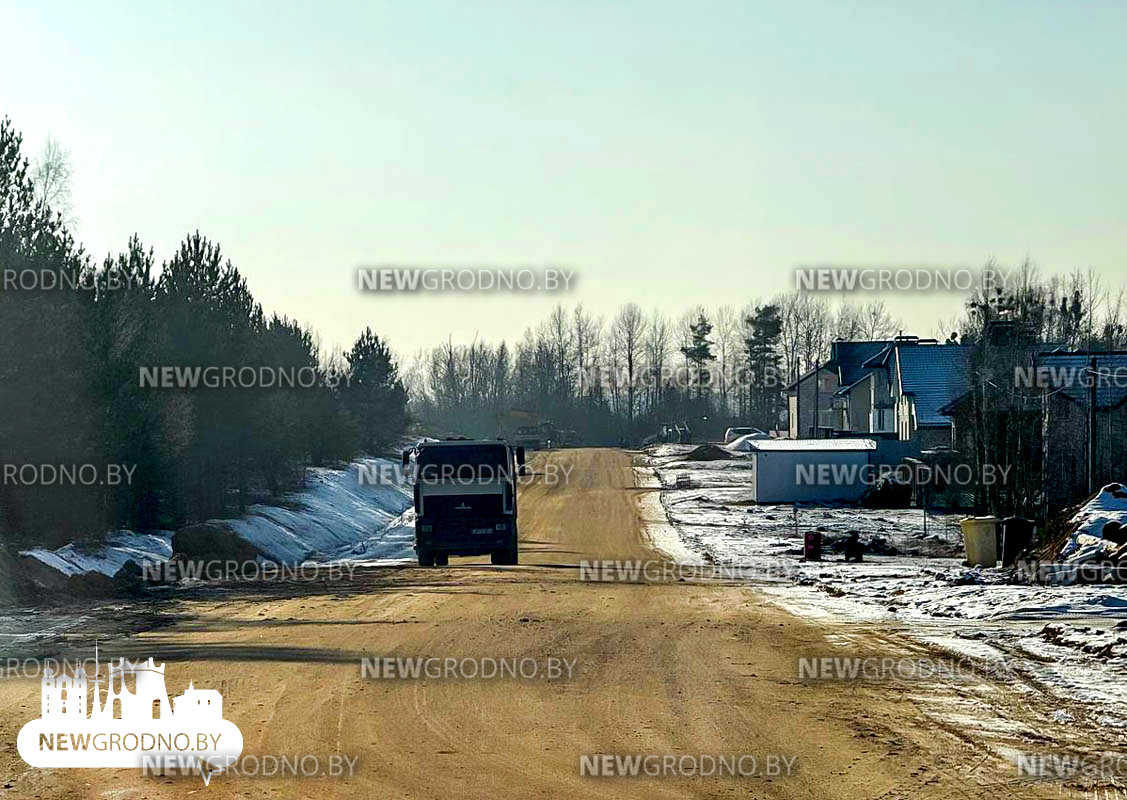 В Зарице продолжают строить новые дороги