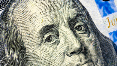 Уже ниже 2,9 рублей