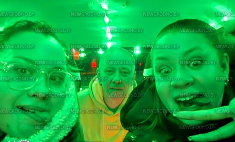 По улицам Гродно ездит караоке-такси