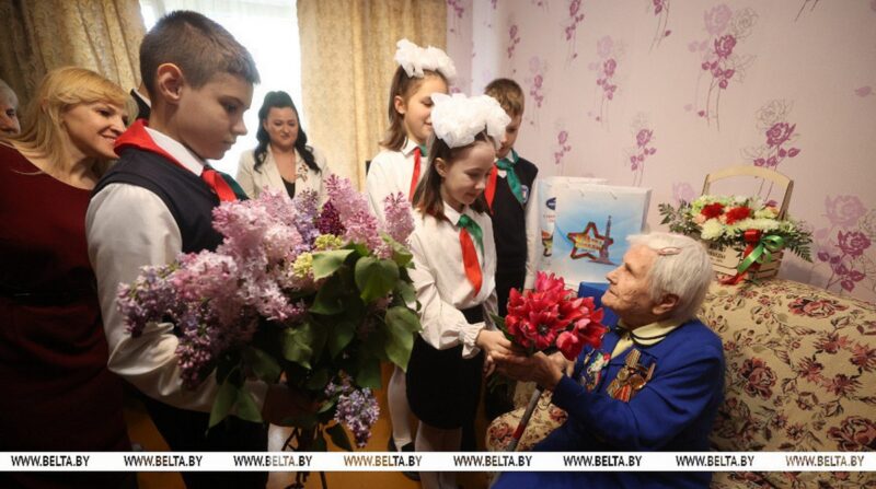 как напутствовала нынешнее поколение