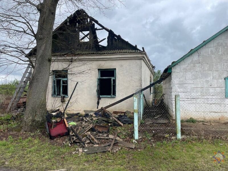 На пожаре в жилом