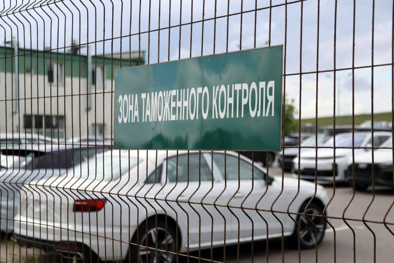 На границе с Польшей изъяли рейсовый автобус