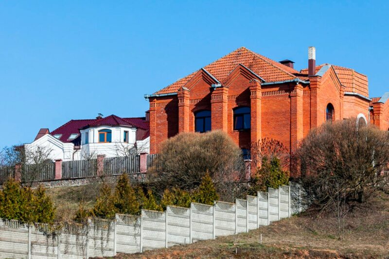Под Минском продали дом