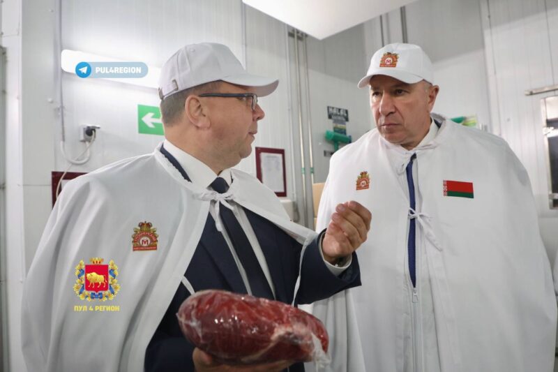 Юрий Караев