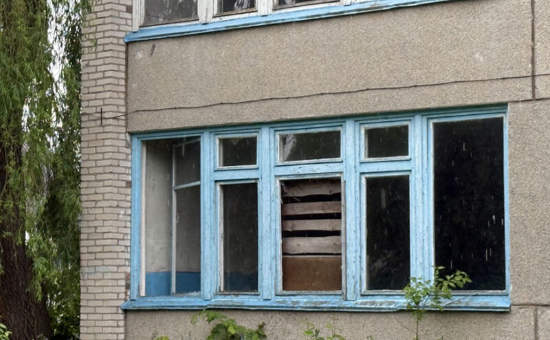 в Мостах