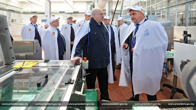 Лукашенко упомянул об избиении