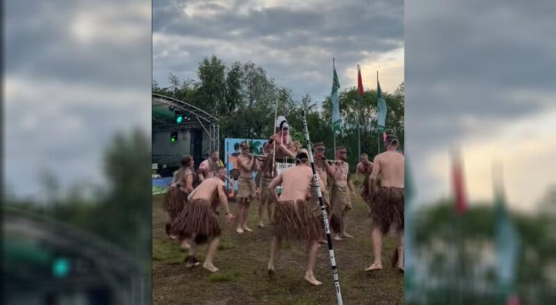 белорусов удивили танцы аборигенов
