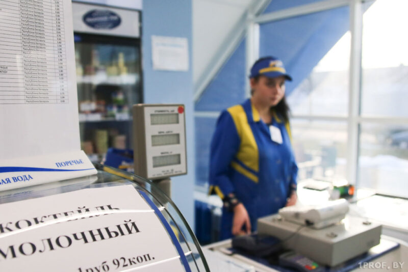 Профсоюз помог работникам торговой