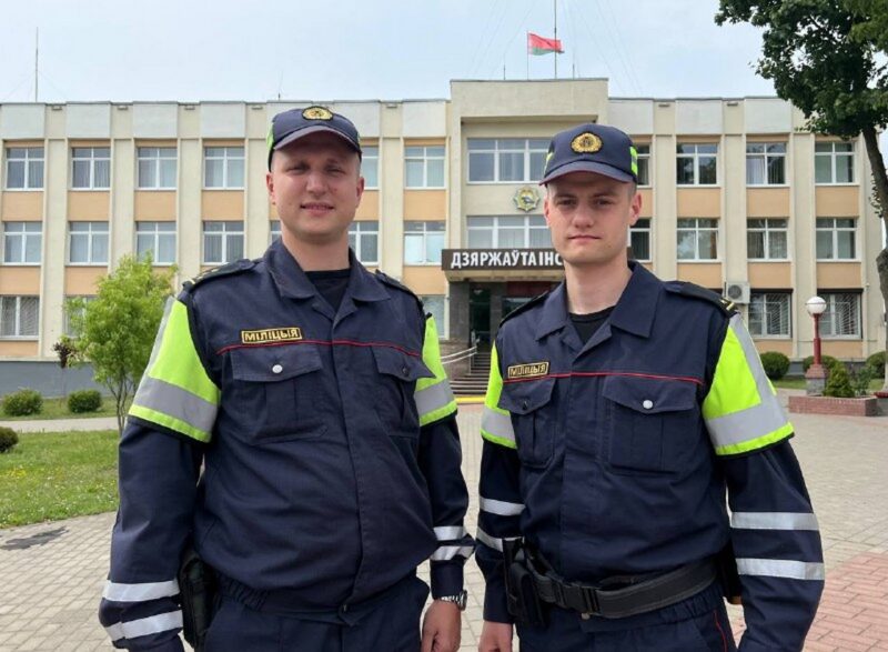 сотрудники ГАИ