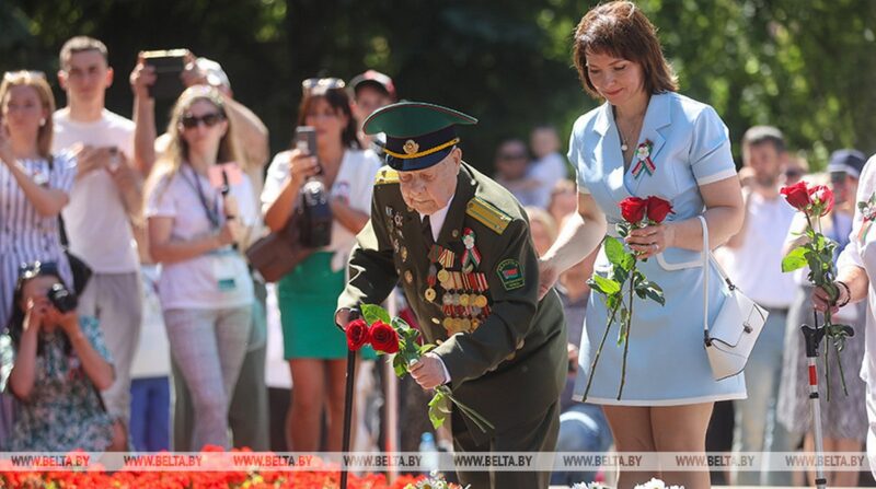 гродненцы возложили